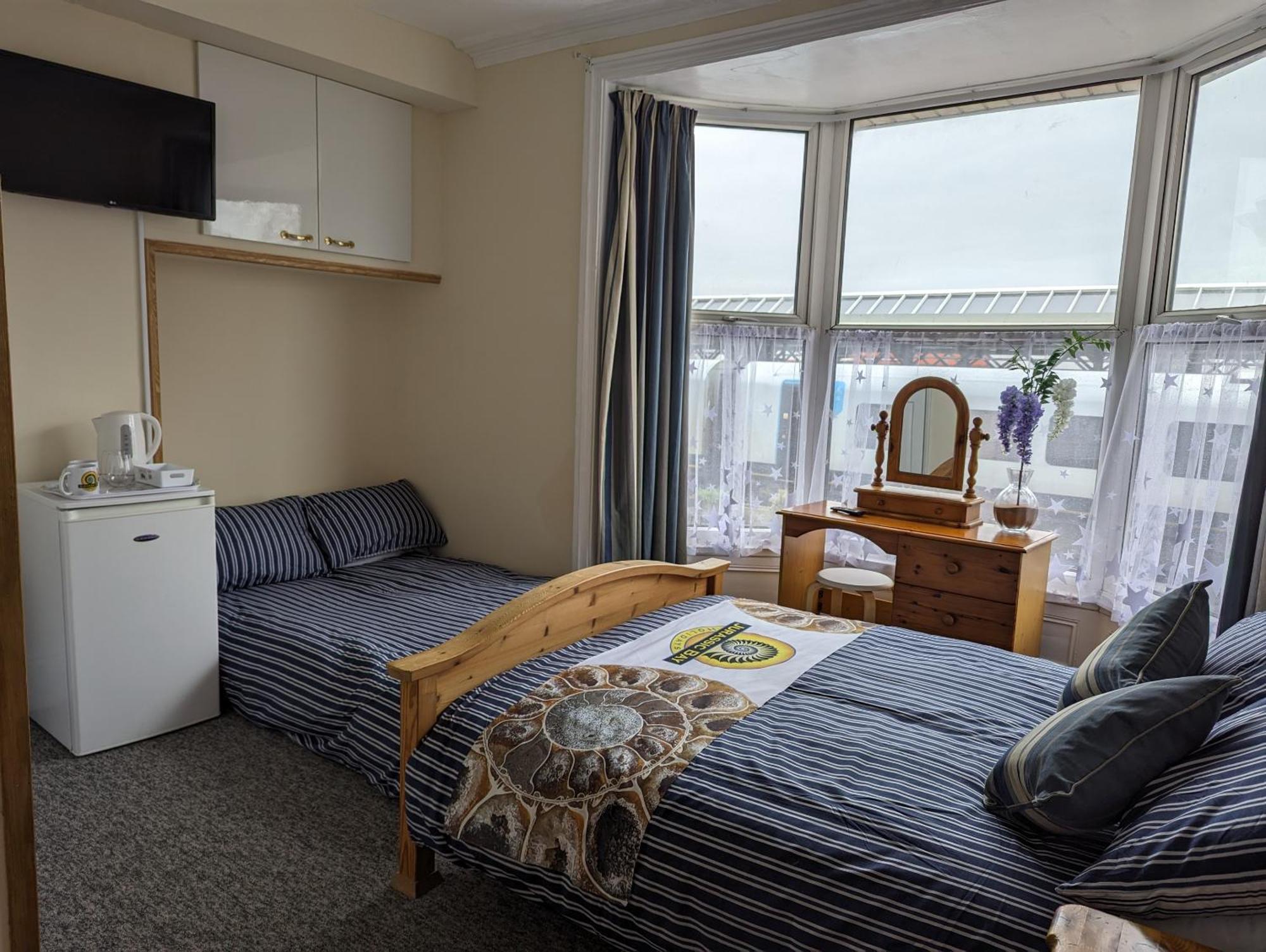 Jurassic Bay Holidays Weymouth Quarto foto